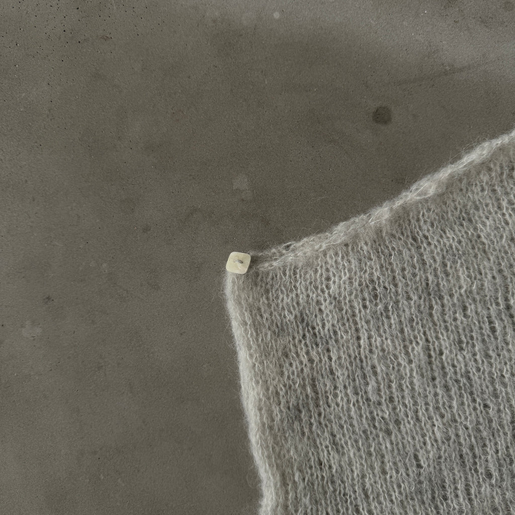 the pearl vest: cloud grey