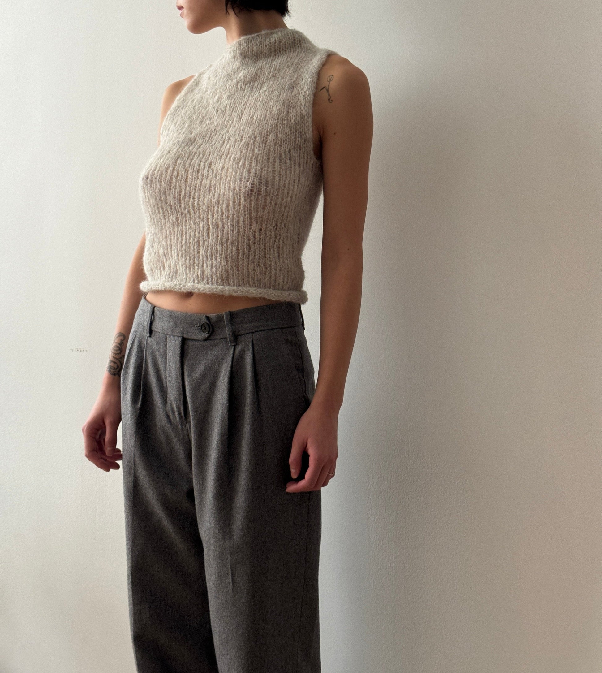 the pearl vest: cloud grey